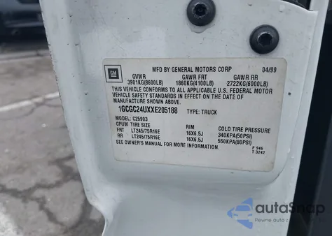 1999 Chevrolet Silverado 2500 z USA, uszkodzony, nr VIN 1GCGC24UXXE205188